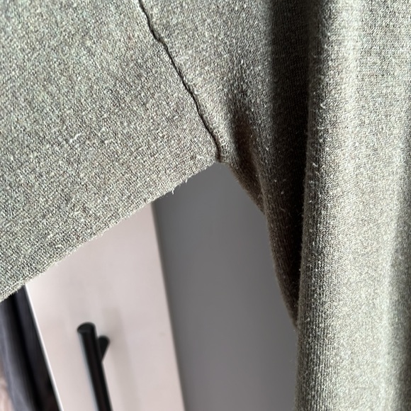 Used Condition Green a new day Longline Sweater Size Small - Picture 4 of 4